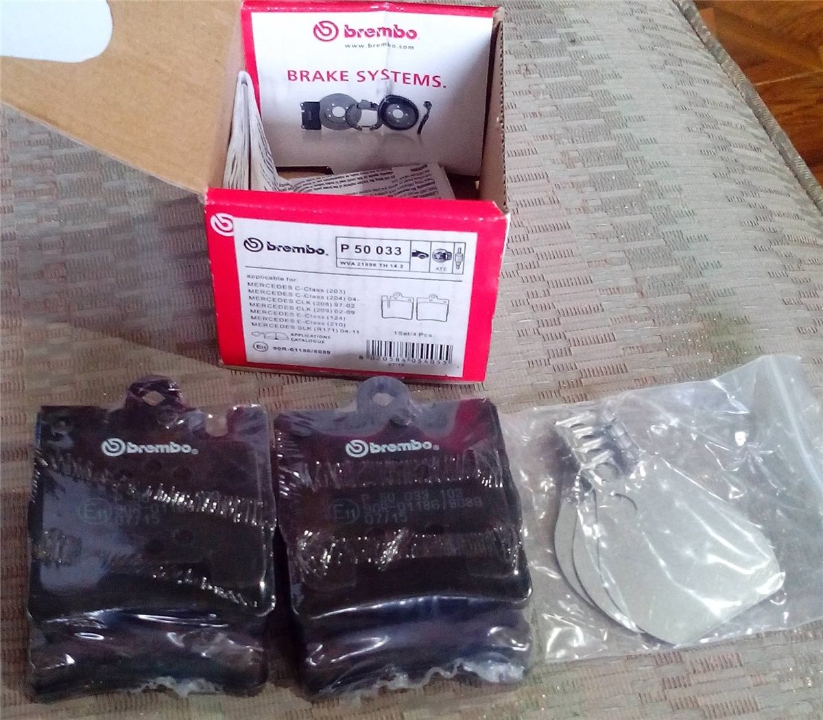 Brembo Rear Disc Pads from the Dr. SLK reference catalog